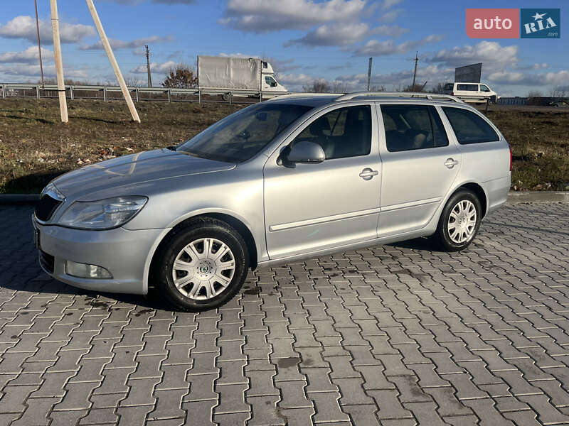 Универсал Skoda Octavia 2011 в Львове
