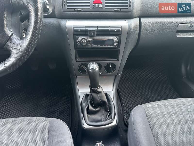 Лифтбек Skoda Octavia 2009 в Тернополе