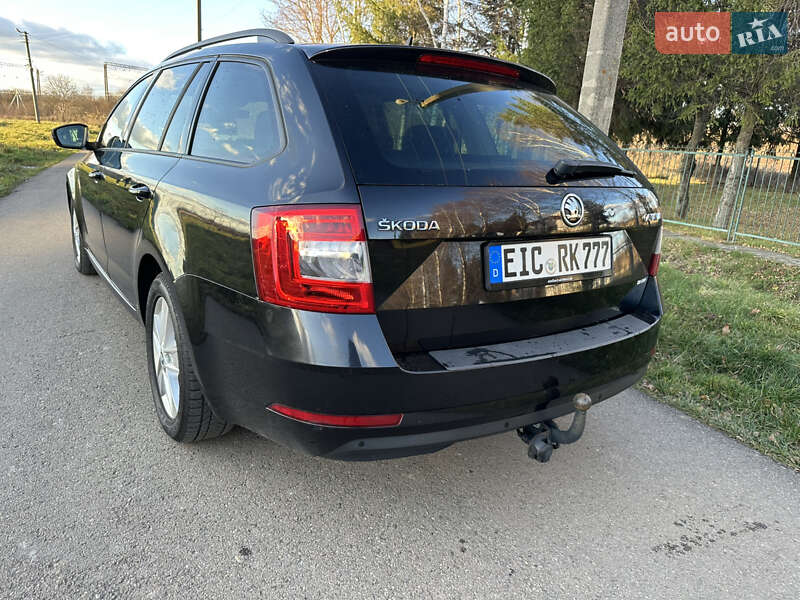 Универсал Skoda Octavia 2017 в Стрые