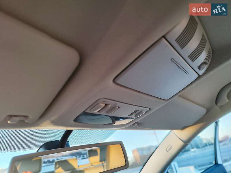 Универсал Skoda Octavia 2012 в Львове