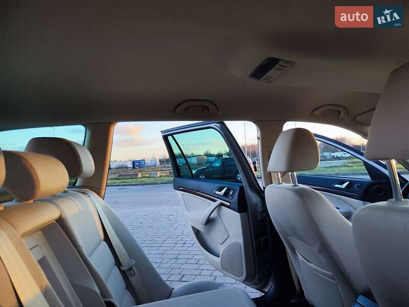 Универсал Skoda Octavia 2012 в Львове