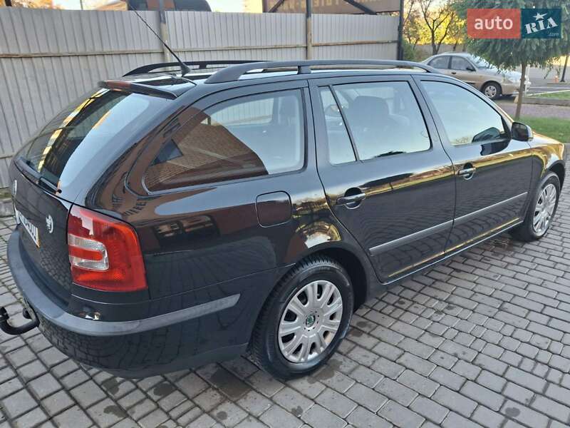 Универсал Skoda Octavia 2008 в Черновцах