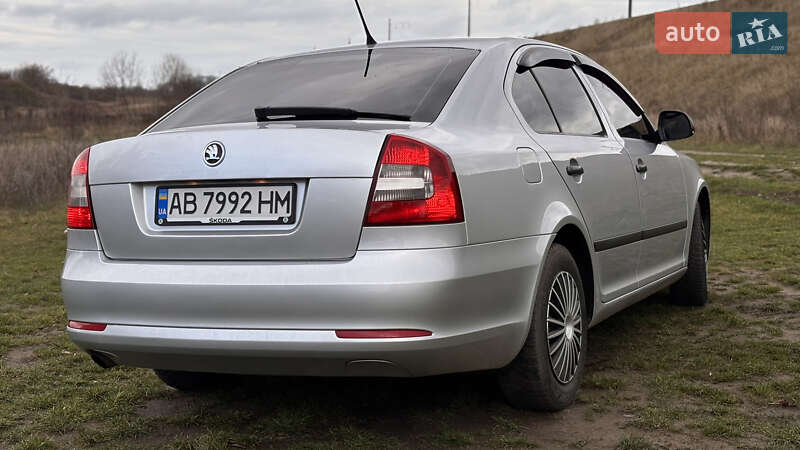 Лифтбек Skoda Octavia 2011 в Калиновке фото 4 Лифтбек Skoda Octavia 2011 в Калиновке