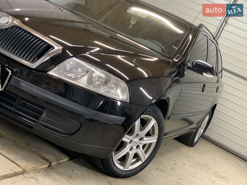 Универсал Skoda Octavia 2008 в Сваляве