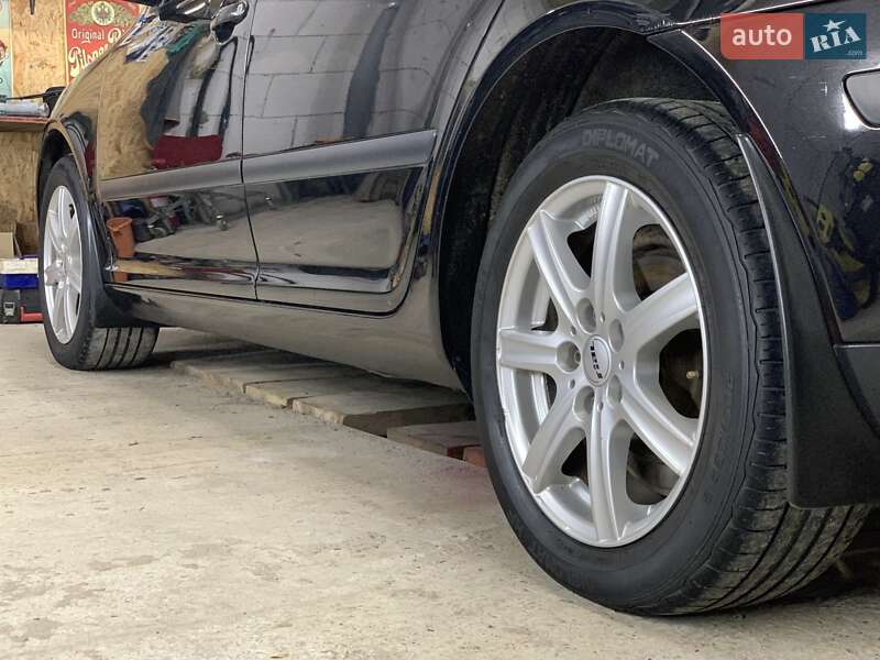 Универсал Skoda Octavia 2008 в Сваляве