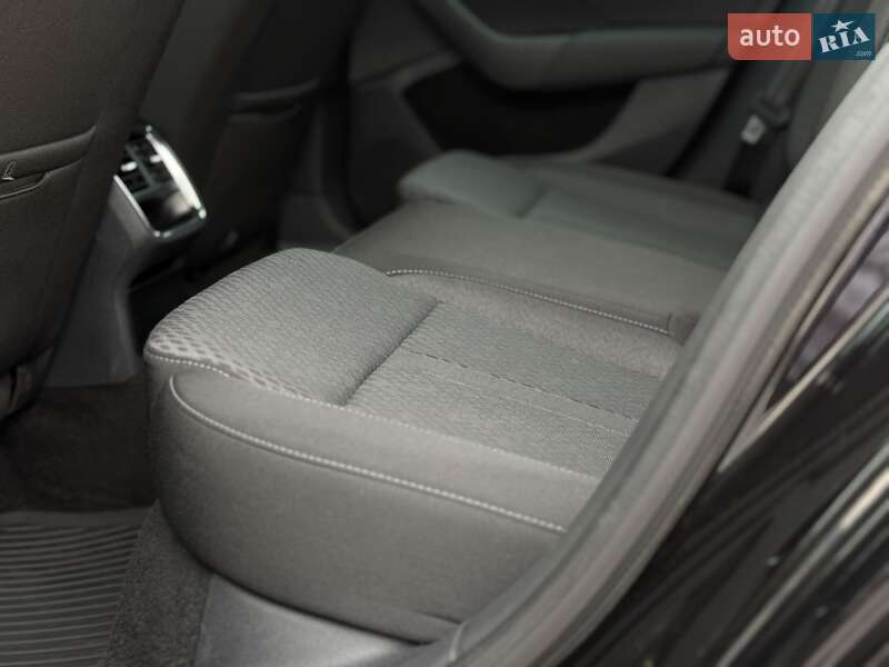 Универсал Skoda Octavia 2021 в Луцке фото 42 Универсал Skoda Octavia 2021 в Луцке