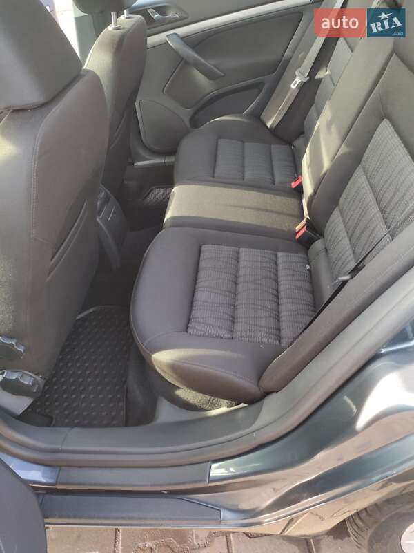 Лифтбек Skoda Octavia 2011 в Кривом Роге