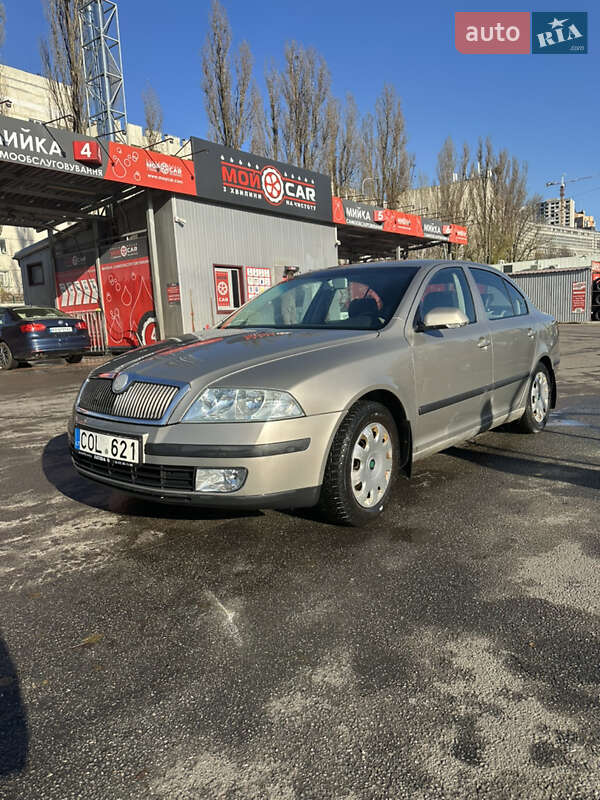 Лифтбек Skoda Octavia 2007 в Киеве
