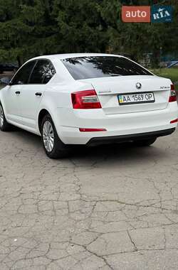Лифтбек Skoda Octavia 2014 в Ровно