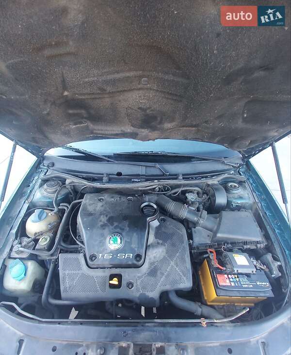 Лифтбек Skoda Octavia 1999 в Киеве