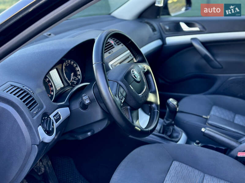 Универсал Skoda Octavia 2011 в Львове фото 22 Универсал Skoda Octavia 2011 в Львове