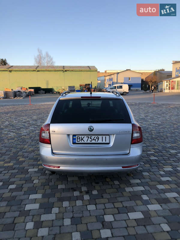 Универсал Skoda Octavia 2012 в Бродах