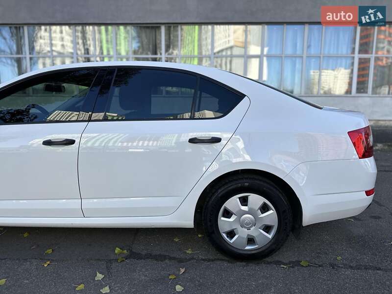 Лифтбек Skoda Octavia 2016 в Киеве