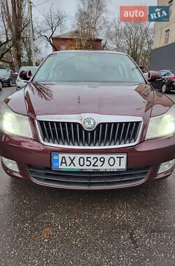 Лифтбек Skoda Octavia 2012 в Кропивницком