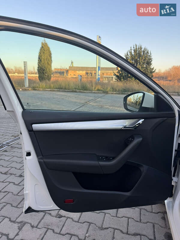 Универсал Skoda Octavia 2016 в Львове