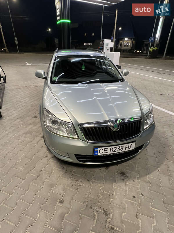 Универсал Skoda Octavia 2011 в Черновцах