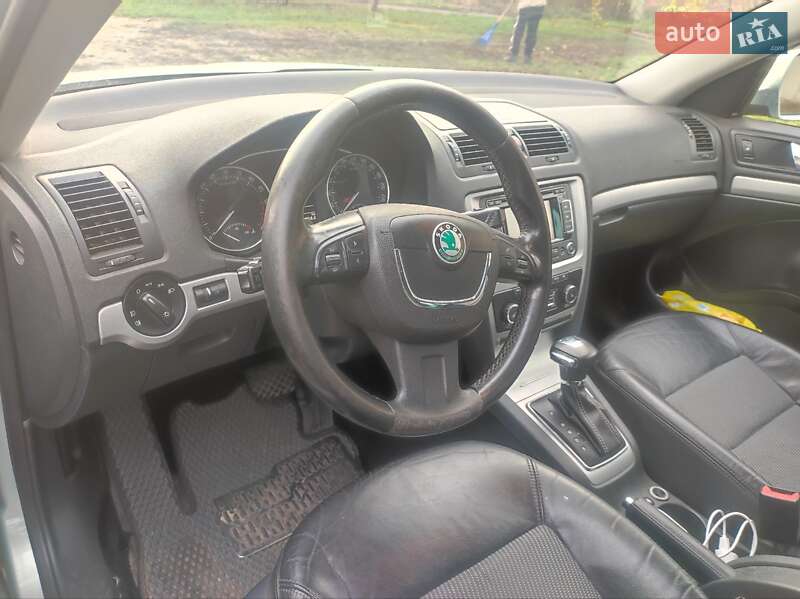 Универсал Skoda Octavia 2010 в Чигирине