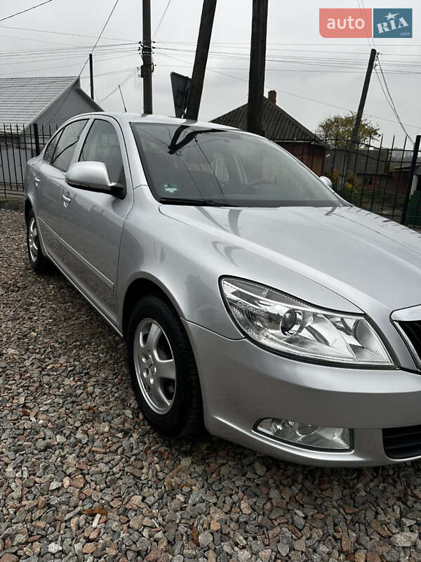 Лифтбек Skoda Octavia 2009 в Первомайске фото 11 Лифтбек Skoda Octavia 2009 в Первомайске