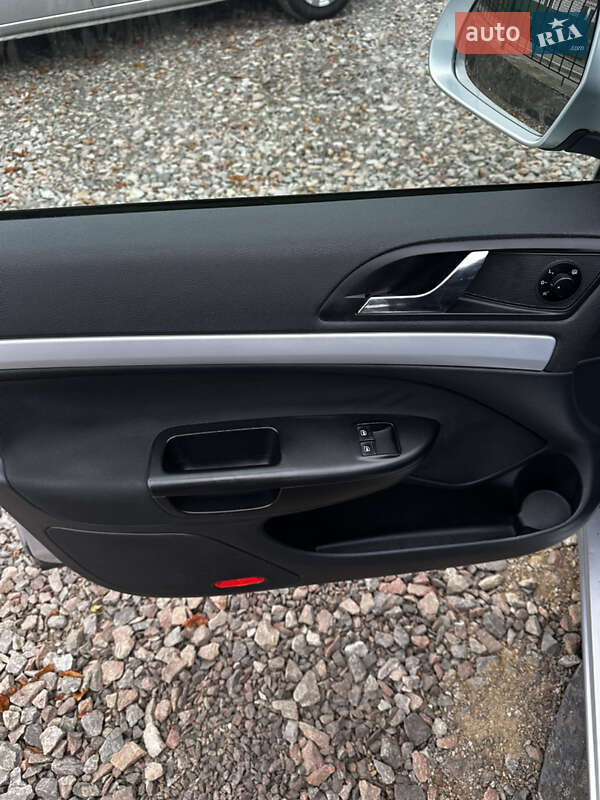 Лифтбек Skoda Octavia 2009 в Первомайске фото 15 Лифтбек Skoda Octavia 2009 в Первомайске