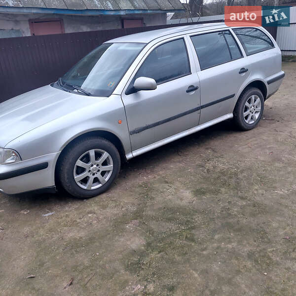 Универсал Skoda Octavia 1999 в Немирове