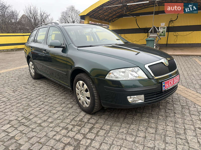 Универсал Skoda Octavia 2006 в Гайвороне