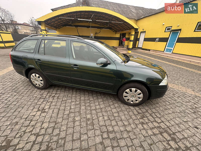Универсал Skoda Octavia 2006 в Гайвороне