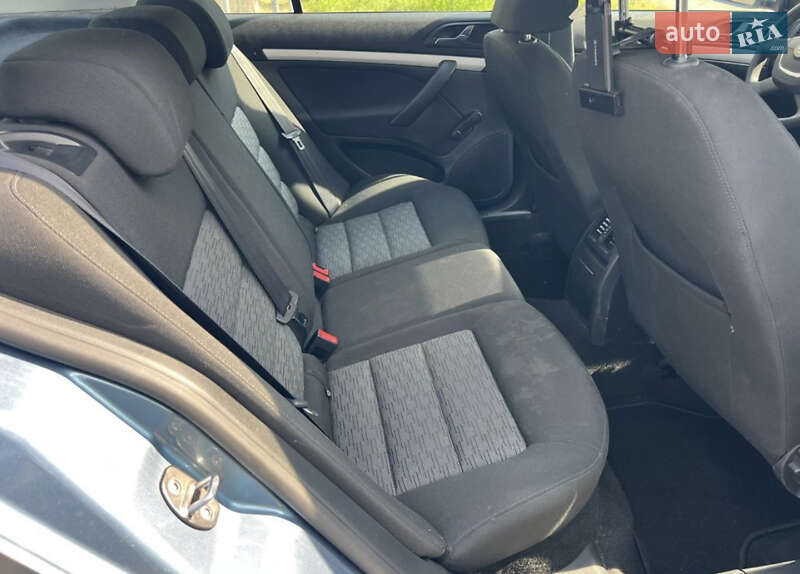 Лифтбек Skoda Octavia 2009 в Гайвороне фото 9 Лифтбек Skoda Octavia 2009 в Гайвороне