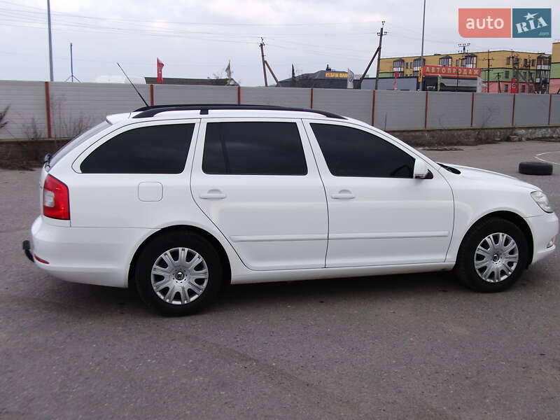 Универсал Skoda Octavia 2010 в Виннице