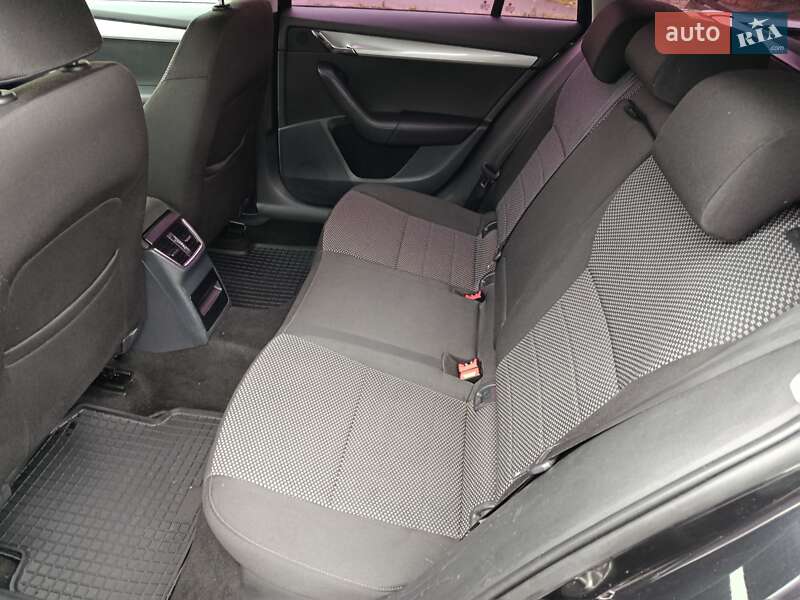 Универсал Skoda Octavia 2013 в Виннице