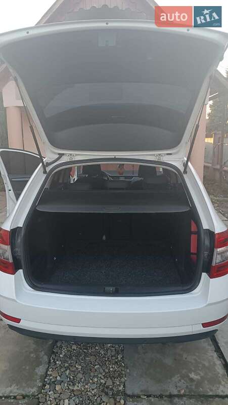Универсал Skoda Octavia 2017 в Ужгороде фото 11 Универсал Skoda Octavia 2017 в Ужгороде