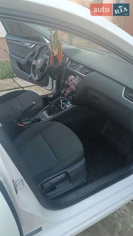 Универсал Skoda Octavia 2017 в Ужгороде фото 12 Универсал Skoda Octavia 2017 в Ужгороде