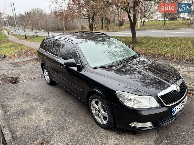 Универсал Skoda Octavia 2010 в Харькове