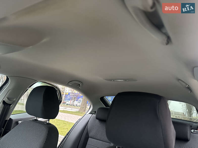 Лифтбек Skoda Octavia 2016 в Хмельницком