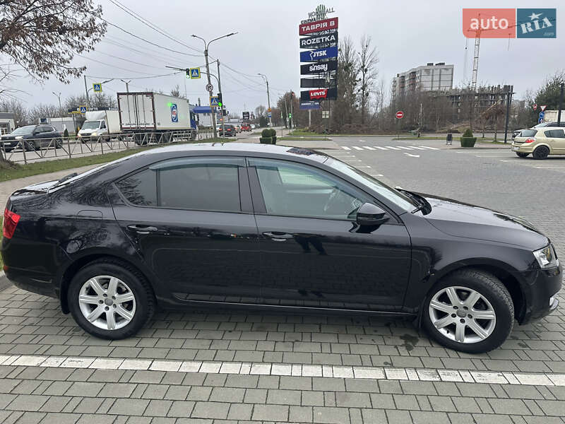 Лифтбек Skoda Octavia 2016 в Хмельницком