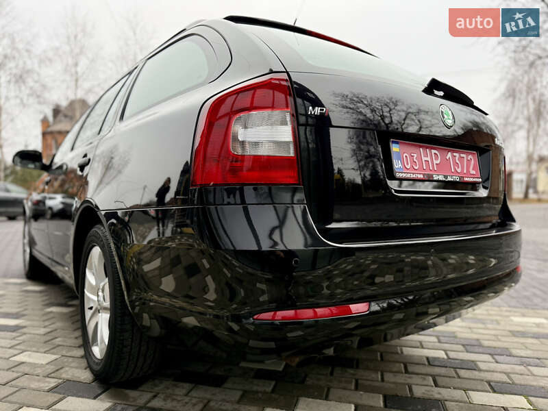 Универсал Skoda Octavia 2010 в Полтаве