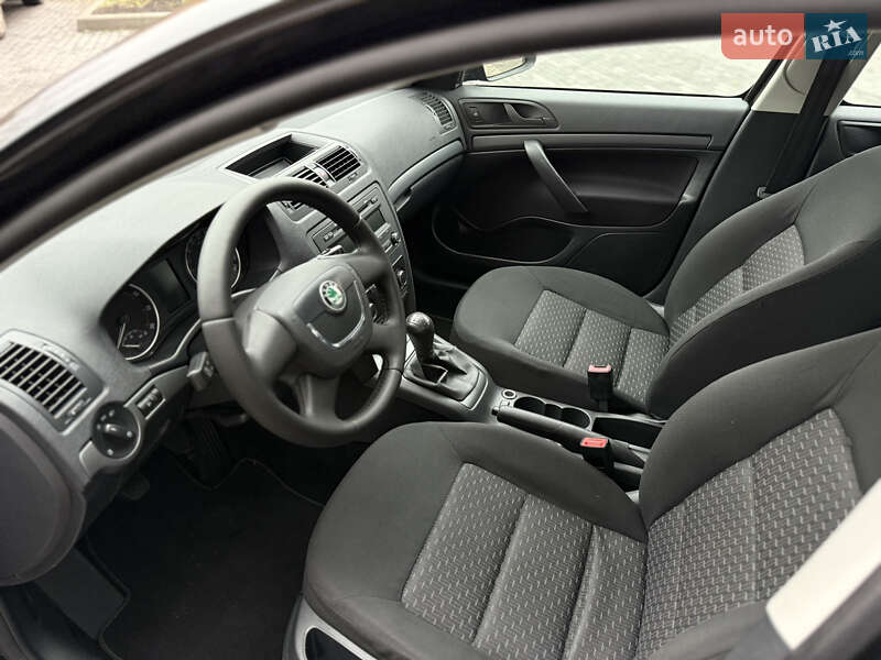 Универсал Skoda Octavia 2010 в Полтаве