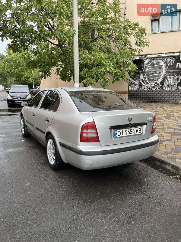 Лифтбек Skoda Octavia 1999 в Болграде
