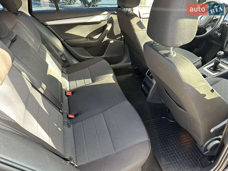 Универсал Skoda Octavia 2013 в Луцке