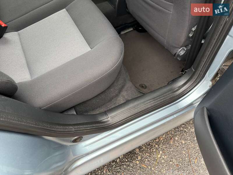 Лифтбек Skoda Octavia 2004 в Кропивницком