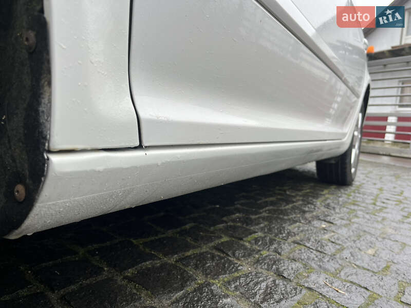 Лифтбек Skoda Octavia 2009 в Звягеле