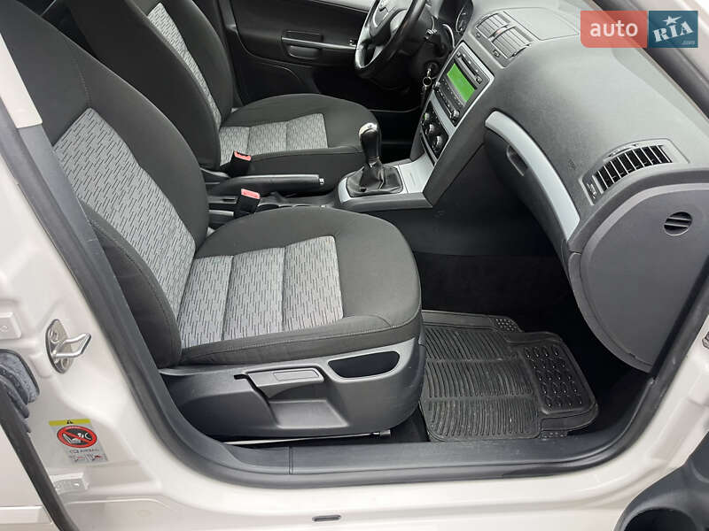 Лифтбек Skoda Octavia 2009 в Звягеле