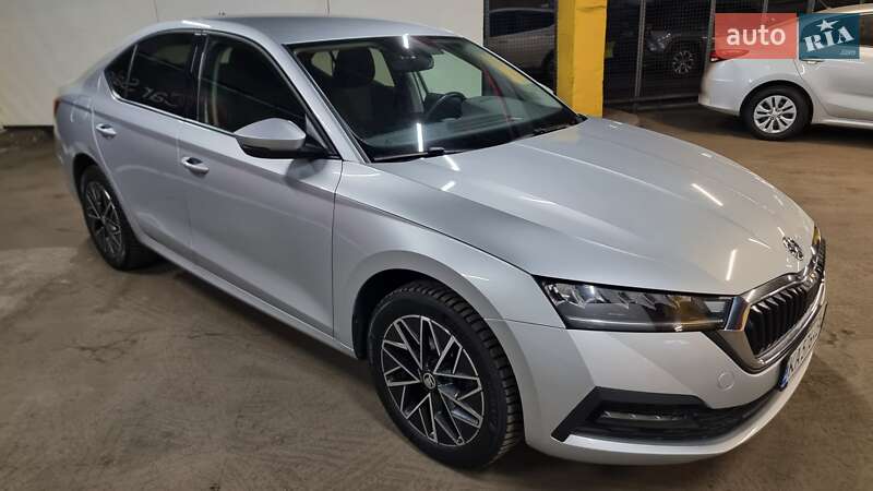 Лифтбек Skoda Octavia 2020 в Киеве