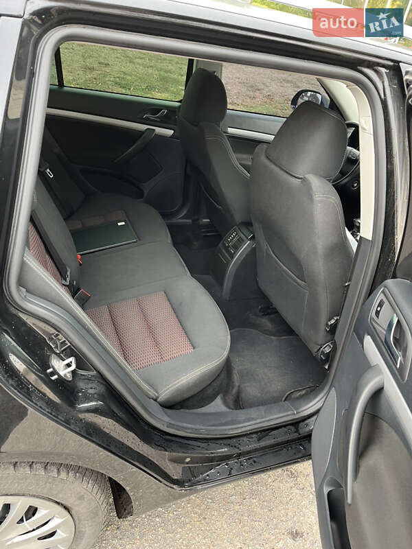 Универсал Skoda Octavia 2012 в Кропивницком