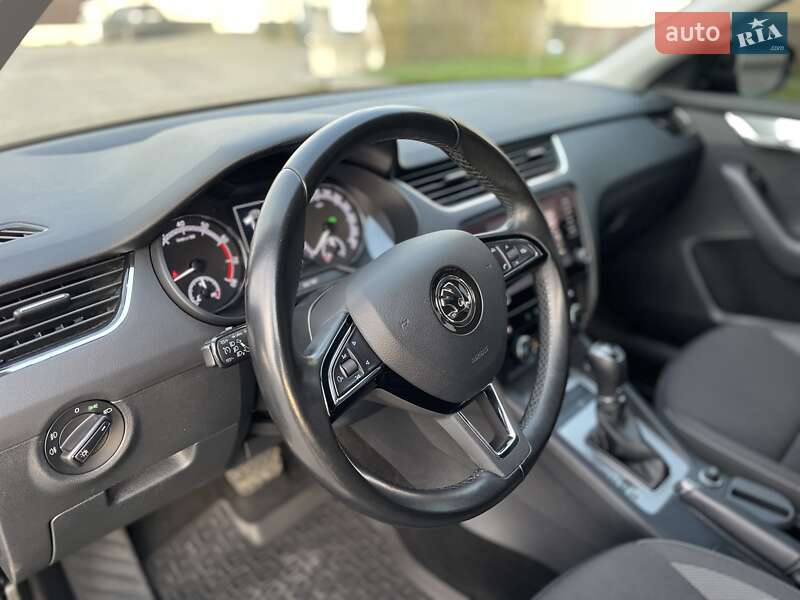 Универсал Skoda Octavia 2017 в Луцке