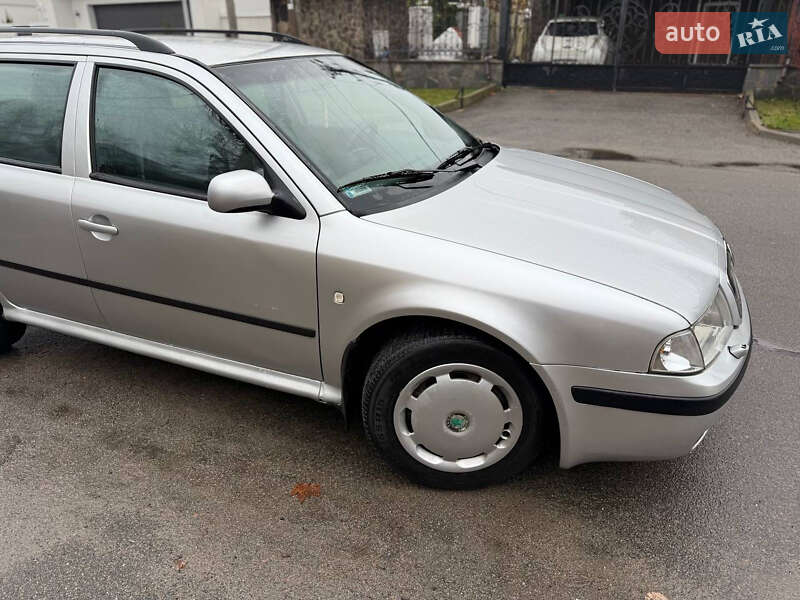 Универсал Skoda Octavia 2002 в Киеве