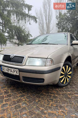 Лифтбек Skoda Octavia 2005 в Киеве