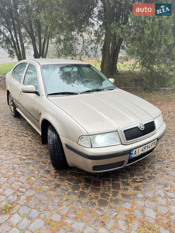 Лифтбек Skoda Octavia 2005 в Киеве