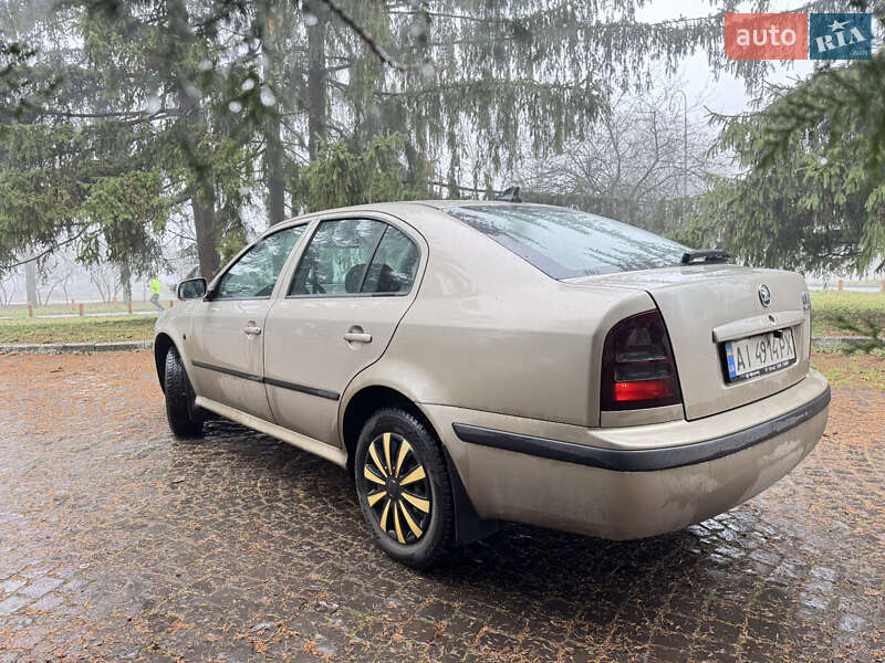 Лифтбек Skoda Octavia 2005 в Киеве