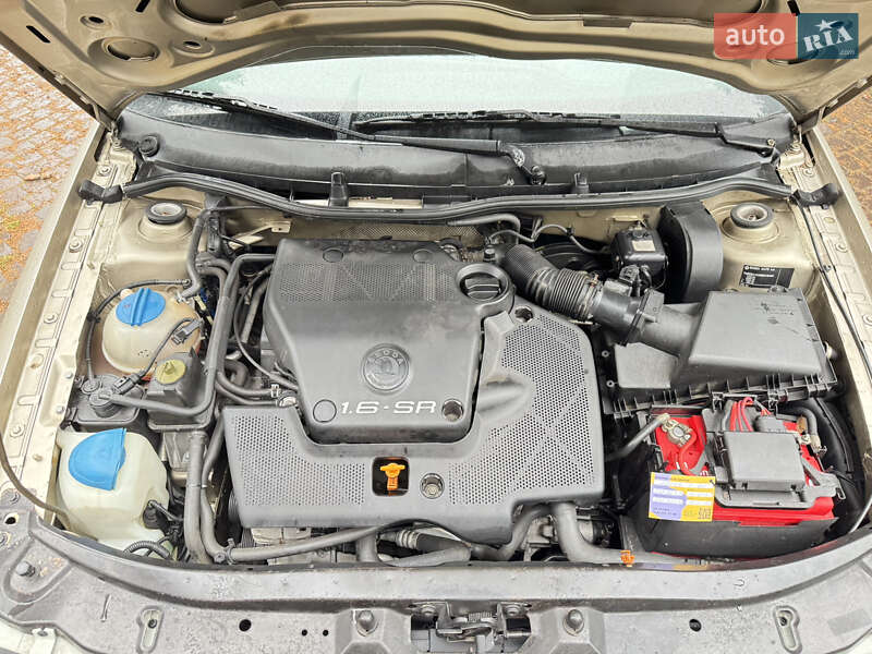 Лифтбек Skoda Octavia 2005 в Киеве