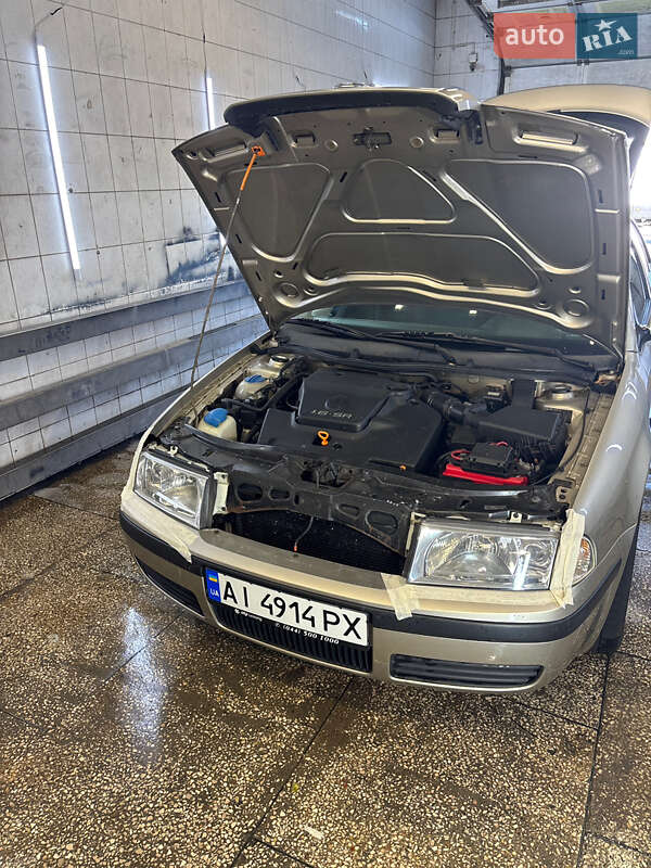 Лифтбек Skoda Octavia 2005 в Киеве